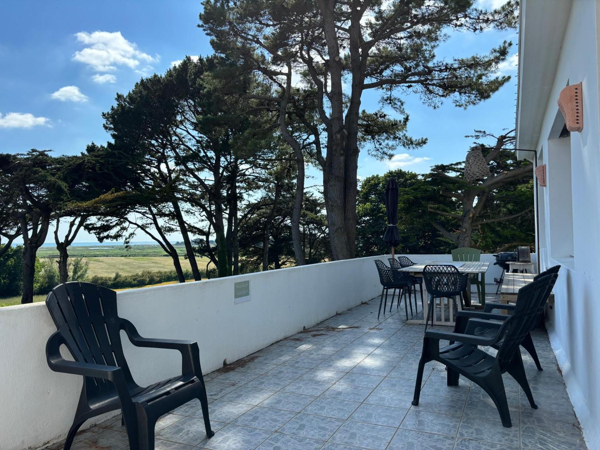 Villa Vieilles Vignes Vue Mer Billiers 外观 照片
