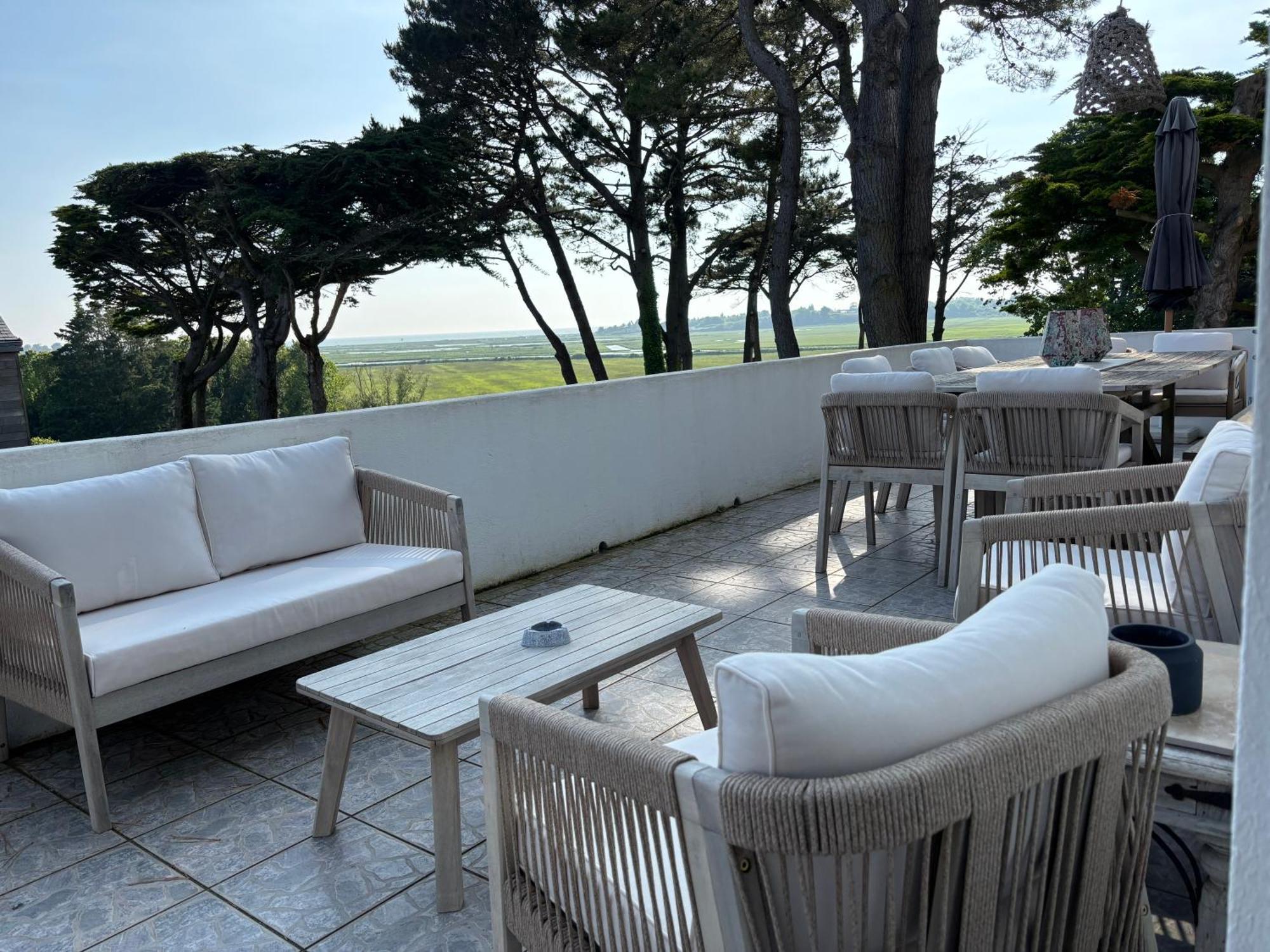 Villa Vieilles Vignes Vue Mer Billiers 外观 照片